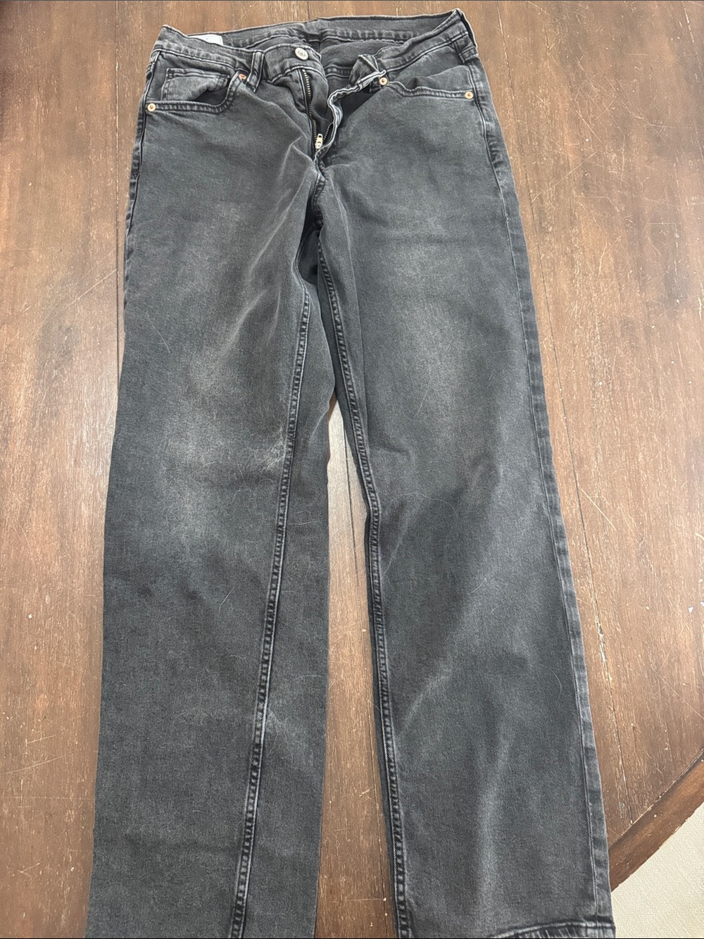 GAP women’s Washed Black Straight Jeans